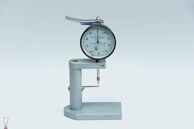 Rieger, Dial Indicator